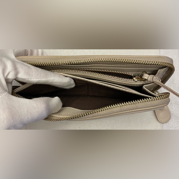 Chloe Authentic Vintage Beige Leather Long Wallet - Picture 9 of 13